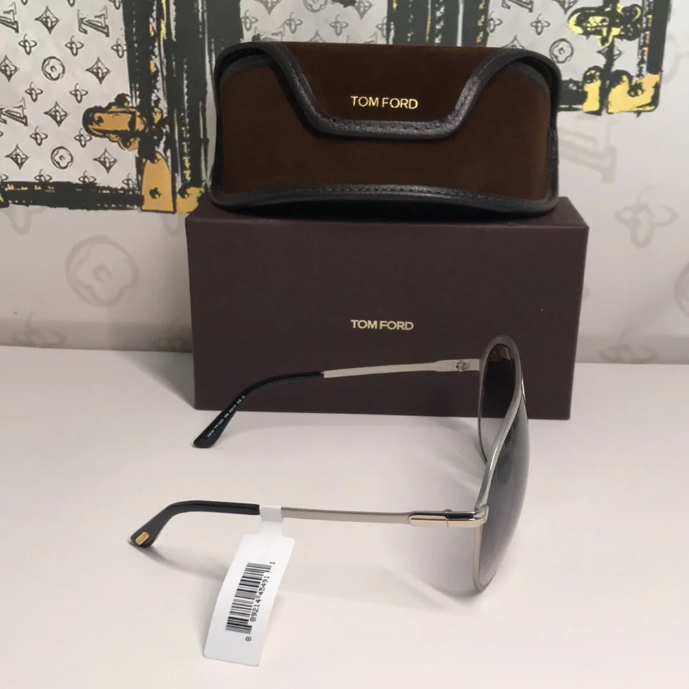 NEW AUTHENTIC Tom Ford Silver Aviator Sunglasses TF1060 16B